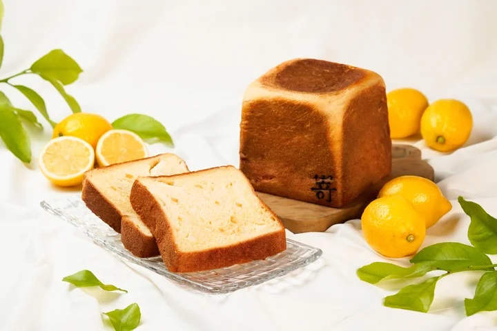 レモンとレアチーズの食パン