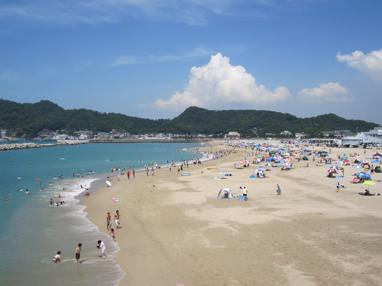 片男波海水浴